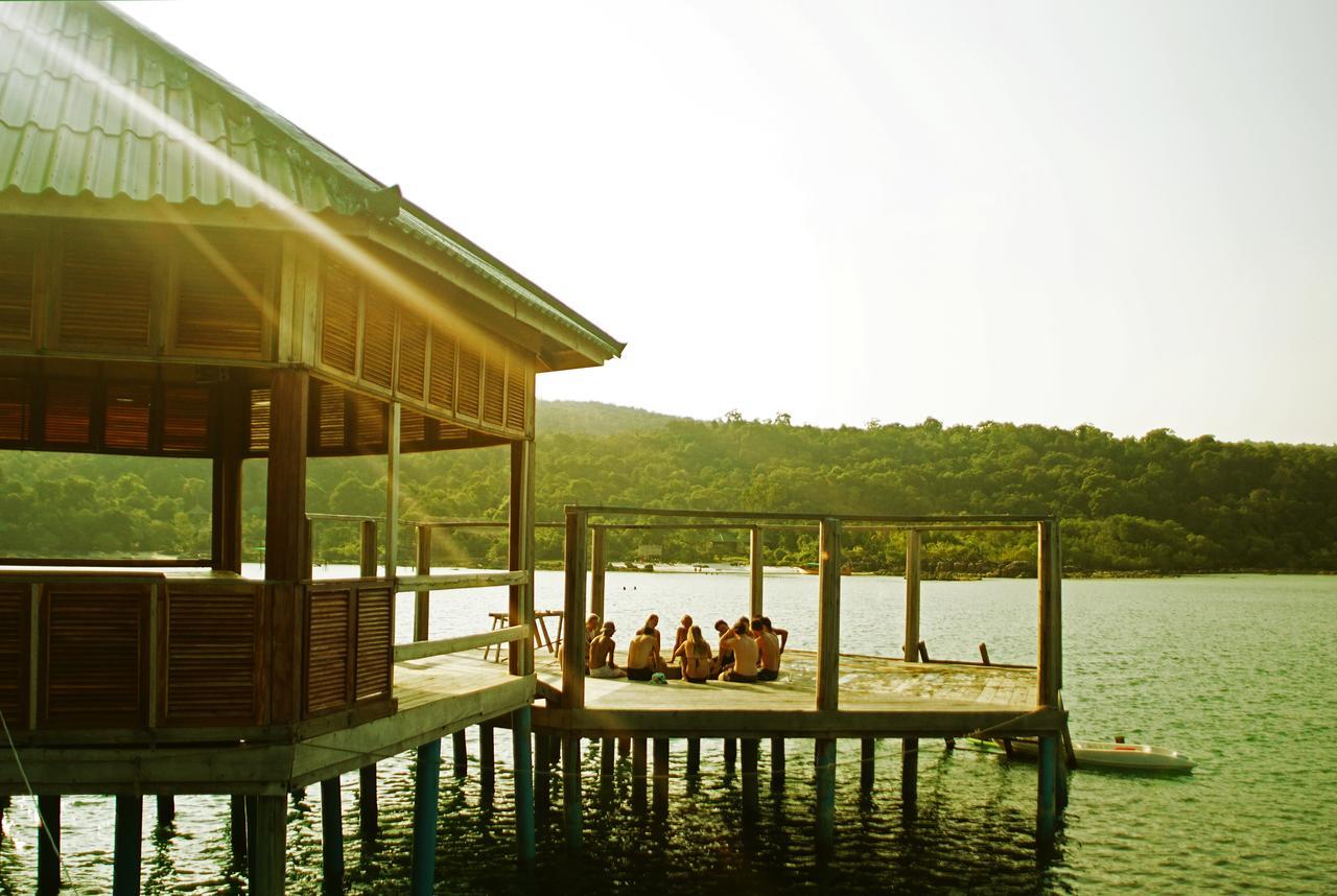 Mad Monkey Koh Rong Samloem Pansiyon Koh Rong Sanloem Dış mekan fotoğraf