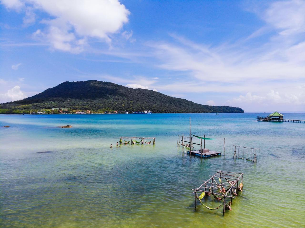 Mad Monkey Koh Rong Samloem Pansiyon Koh Rong Sanloem Dış mekan fotoğraf