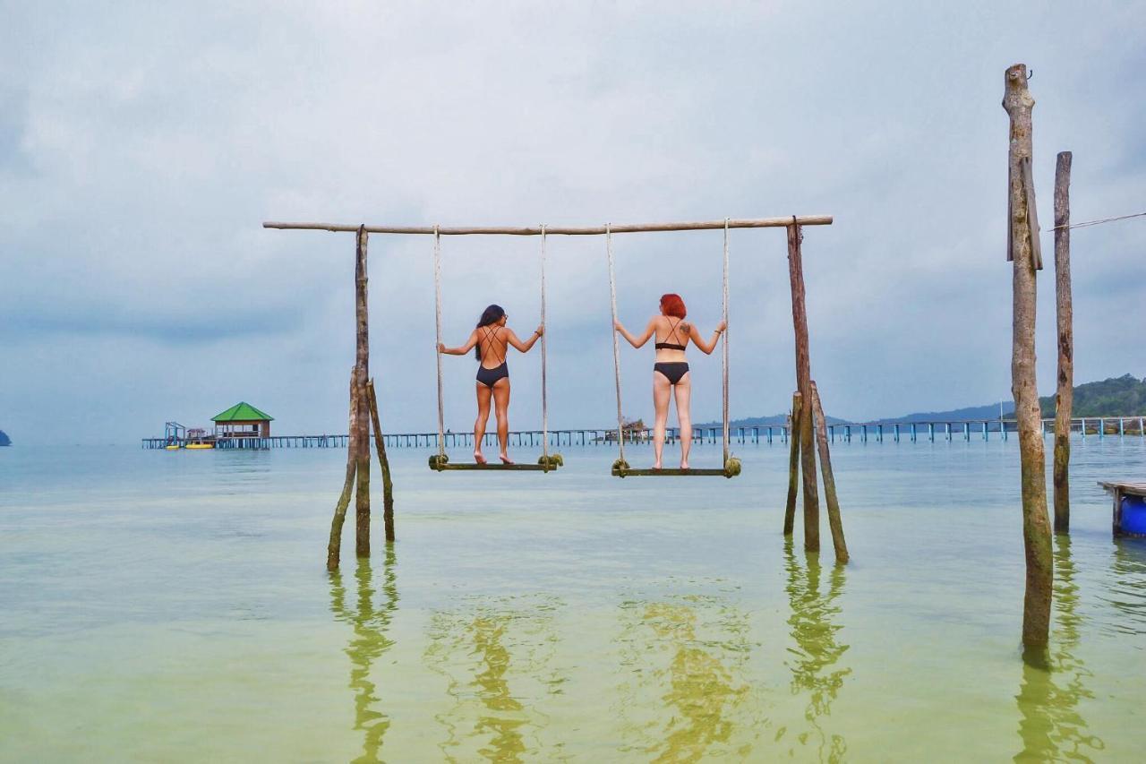 Mad Monkey Koh Rong Samloem Pansiyon Koh Rong Sanloem Dış mekan fotoğraf